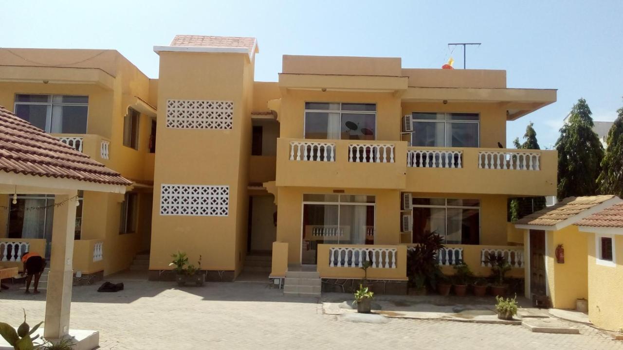 Pawenzi Serviced Apartments مومباسا المظهر الخارجي الصورة